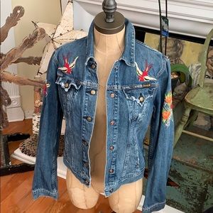 Sz m lucky brand embroidered jean jacket curated